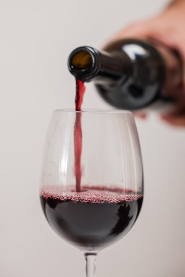 Le musée du vin à châteauneuf-du-pape : un trésor à découvrir